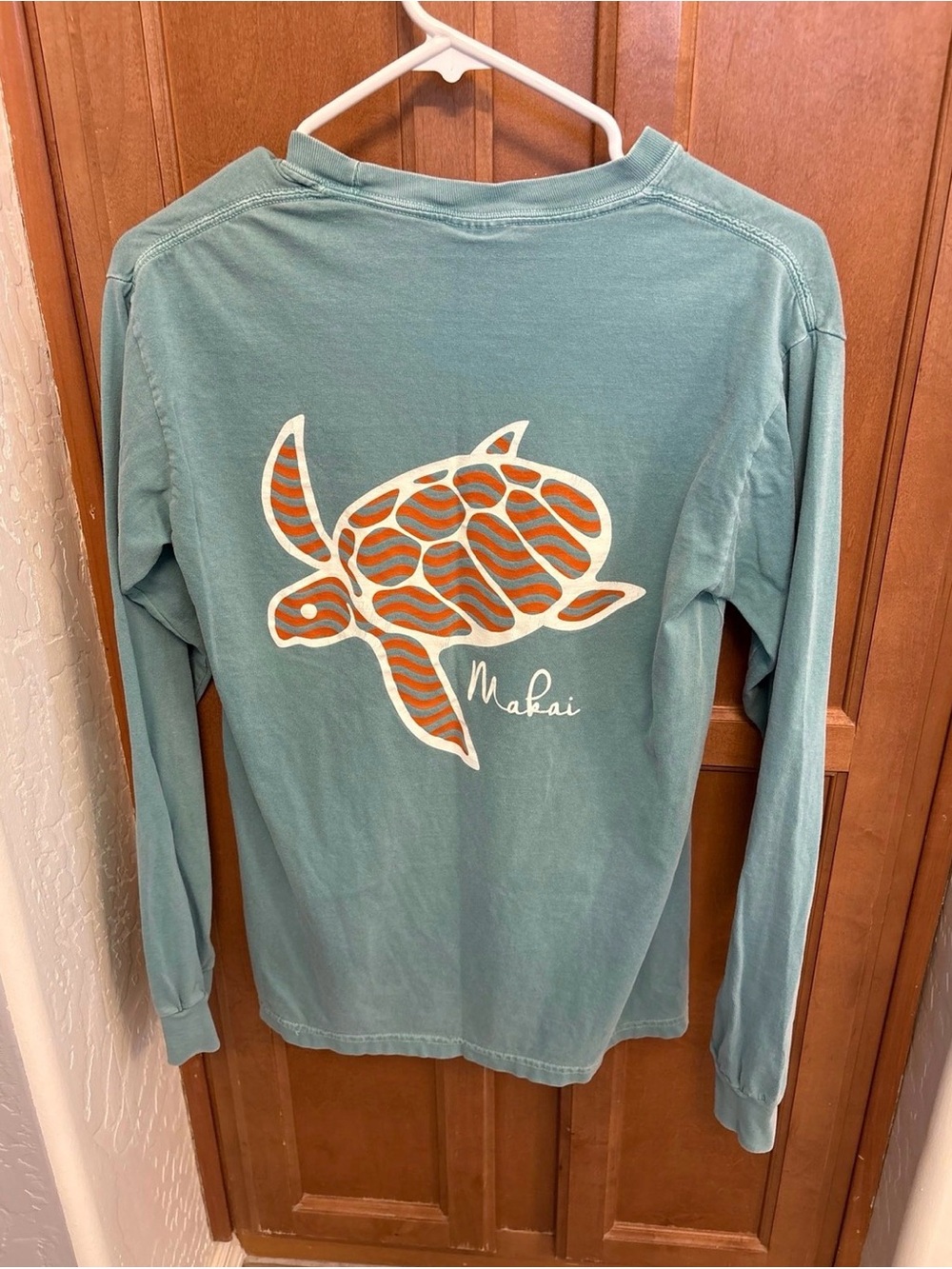 Green Makai Long Sleeve Turtle Pocket Tshirt
